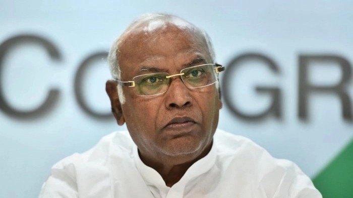 Maharashtra Assembly Elections 2024: Congress President Mallikarjun Kharge Labels BJP As ‘Biggest Enemy’ Of Farmers, Calls For Removal Of Double Engine Govt