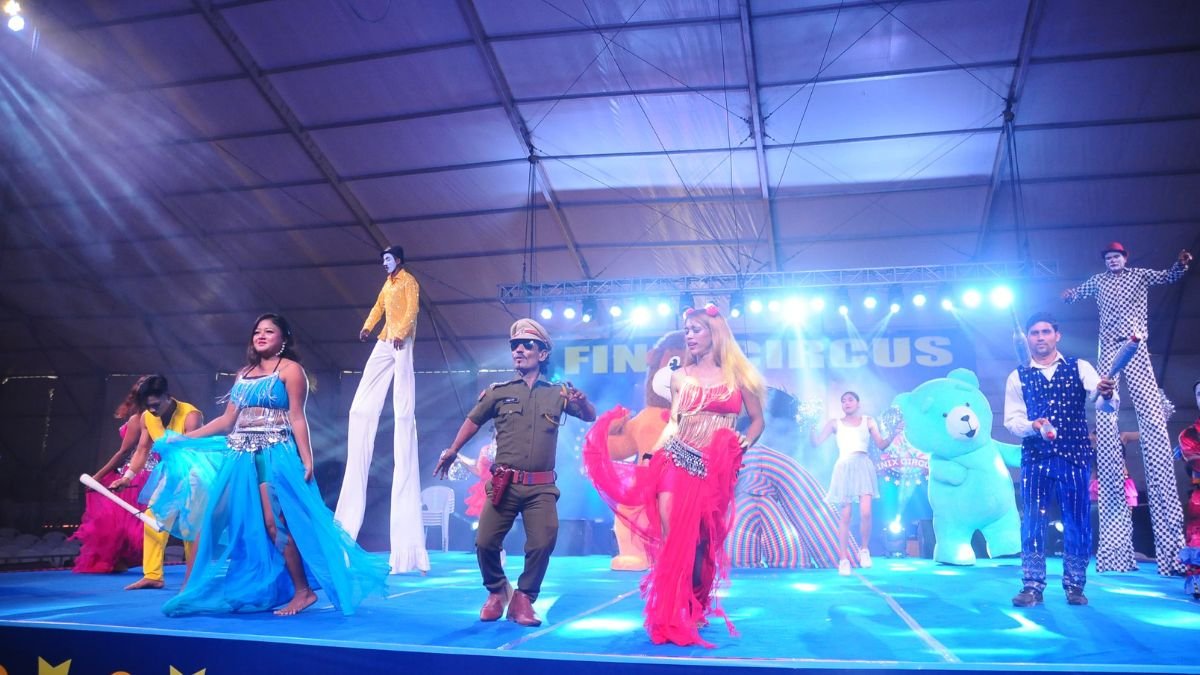 FINIX Circus Returns to Surat After 20 Years