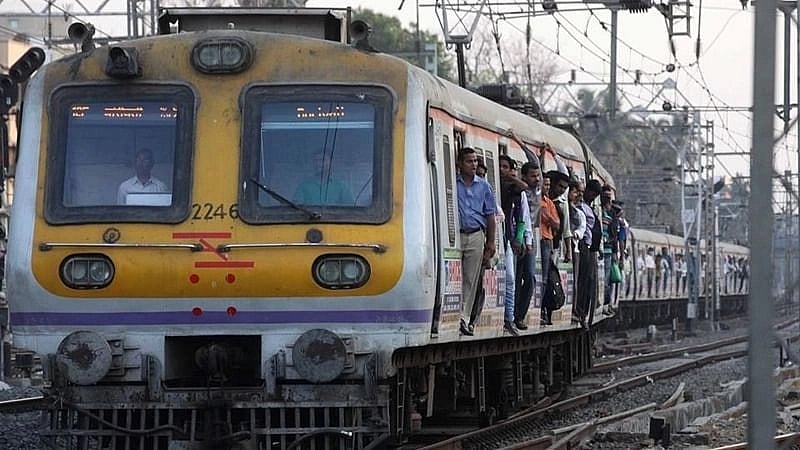 Tragic! Dombivli Class 12 Student Falls From Mumbai Local Train After First Board Exam, Dies