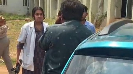 Bengaluru Medical School Professor Assaulted After Allegedly Proposing To Student In Classroom | VIDEO