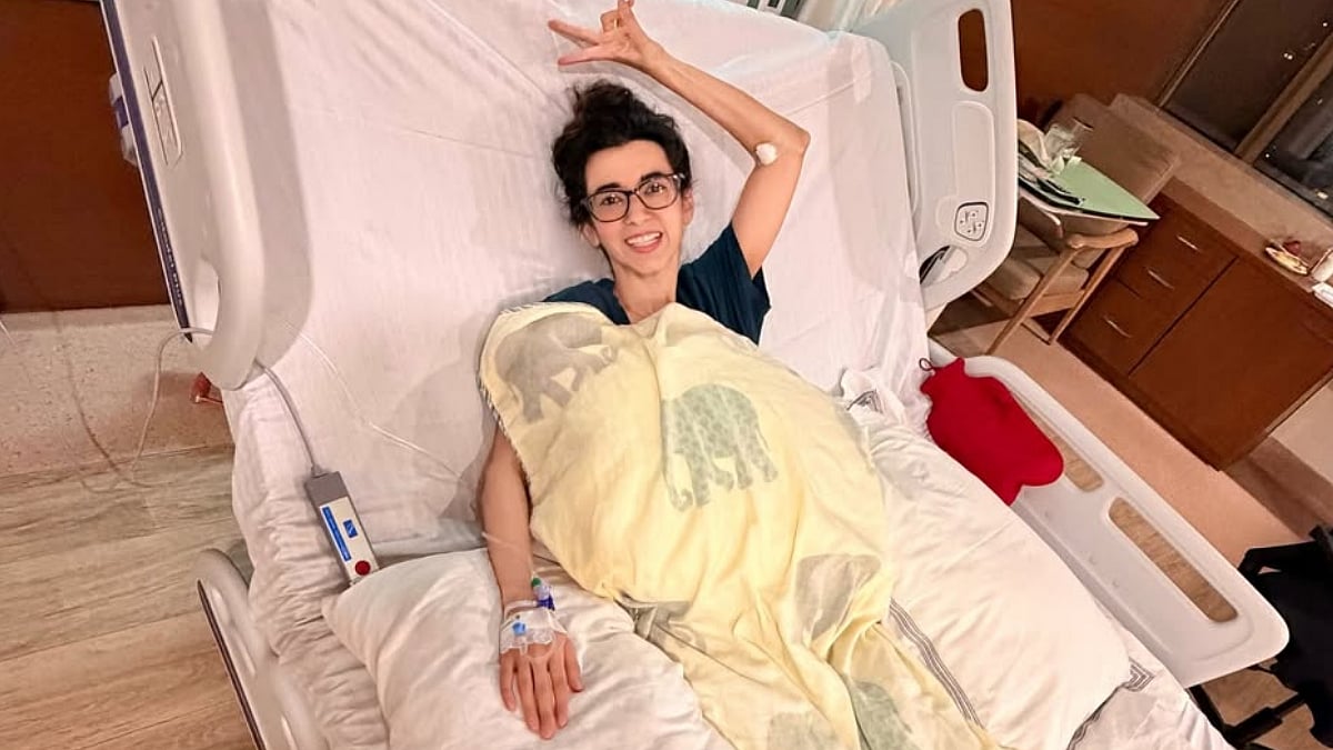 ‘Can Barely Walk…’: Saba Azad Hospitalised Due To Cyclospora Cayetanensis, Thanks Hrithik Roshan For Lifting Her ‘Grumpy Spirits’