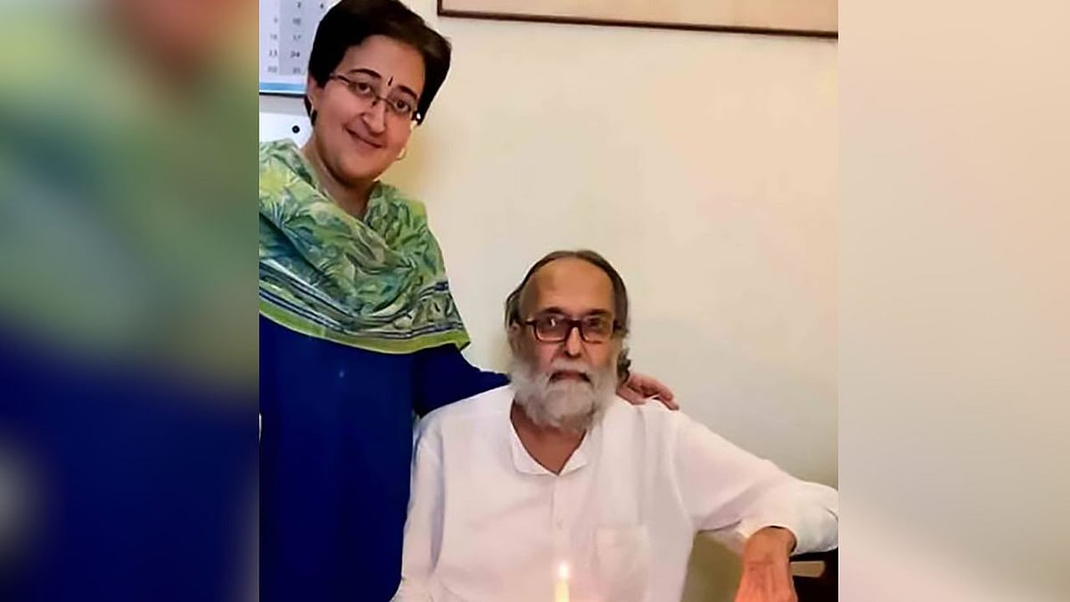Former Delhi CM Atishi’s Father Passes Away; AAP Leader Manish Sisodia Offers Condolences